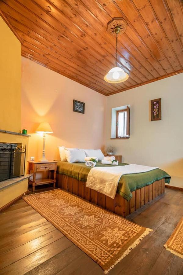 Morfeas Guesthouse Papigko Exterior photo